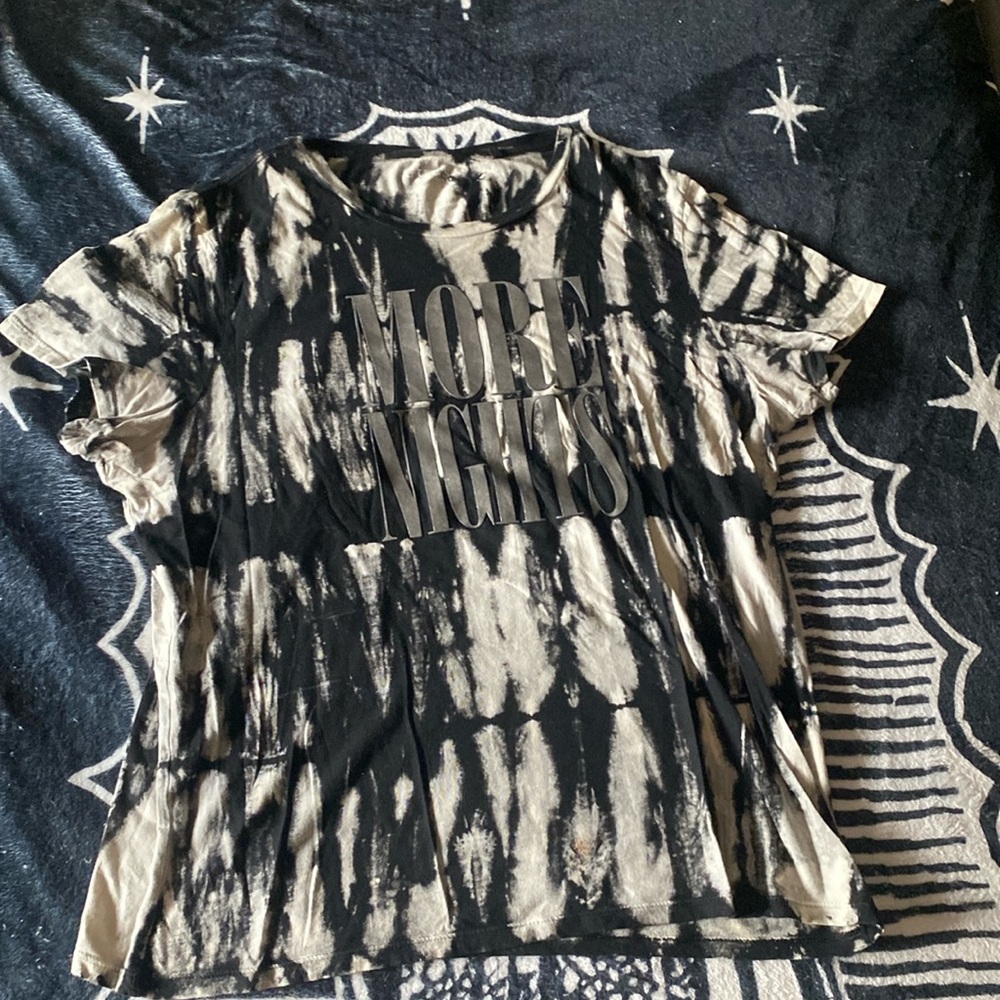 Guess T-shirt More Nights